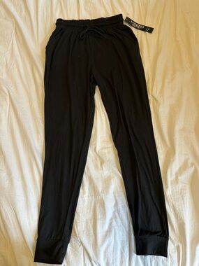 NWT Black Soft Jogger Pants Women's Size Small Elastic Waist, Pockets